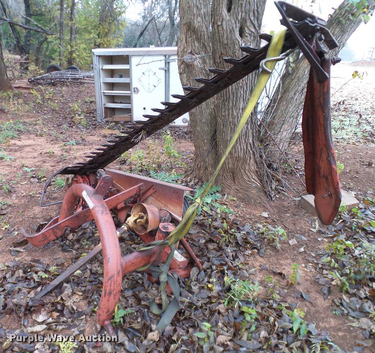 image for item AO9369 Sickle mower