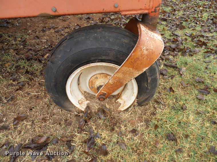 image for item AO9371 Hesston 500 self-propelled windrower