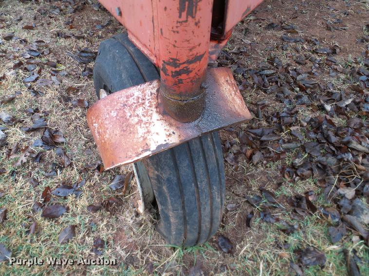 image for item AO9371 Hesston 500 self-propelled windrower