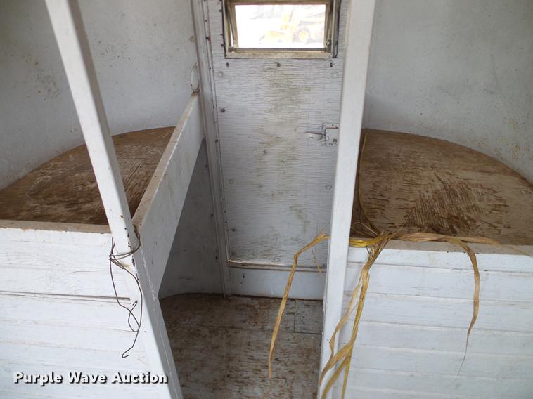 image for item AO9374 Shop built horse trailer