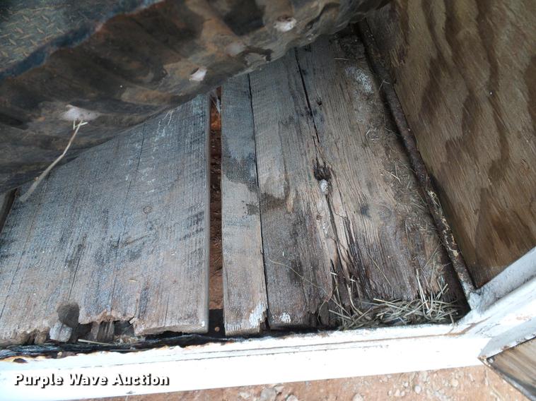 image for item AO9374 Shop built horse trailer