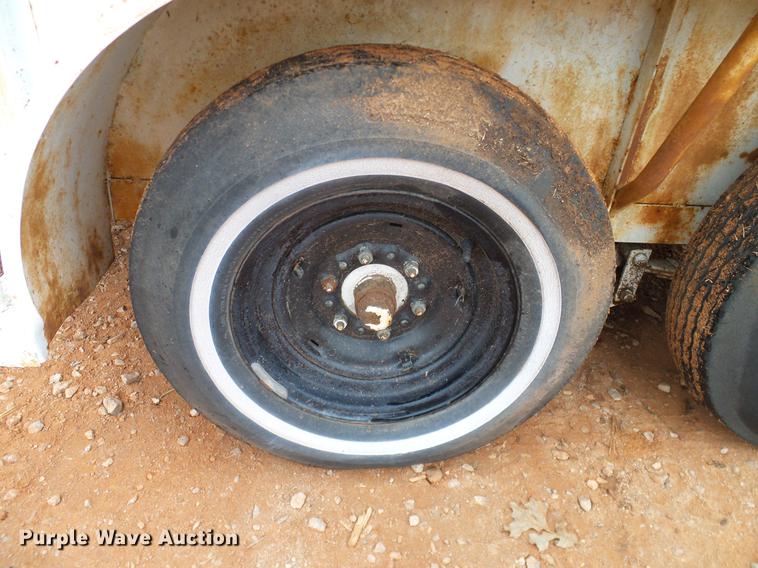 image for item AO9376 Shop built horse trailer