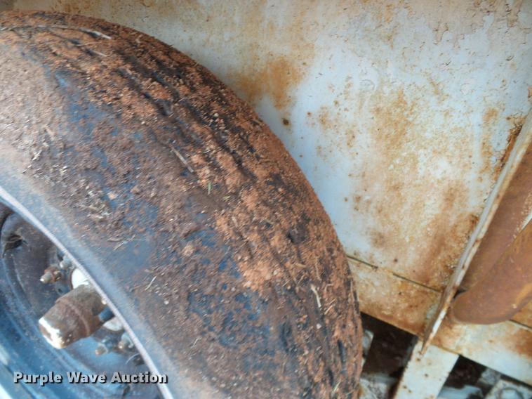 image for item AO9376 Shop built horse trailer