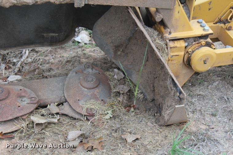 image for item AQ9557 Vermeer 5030 disc mower