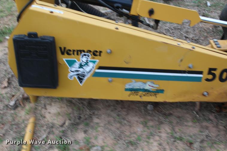 image for item AQ9557 Vermeer 5030 disc mower