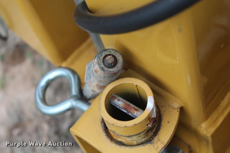 image for item AQ9557 Vermeer 5030 disc mower