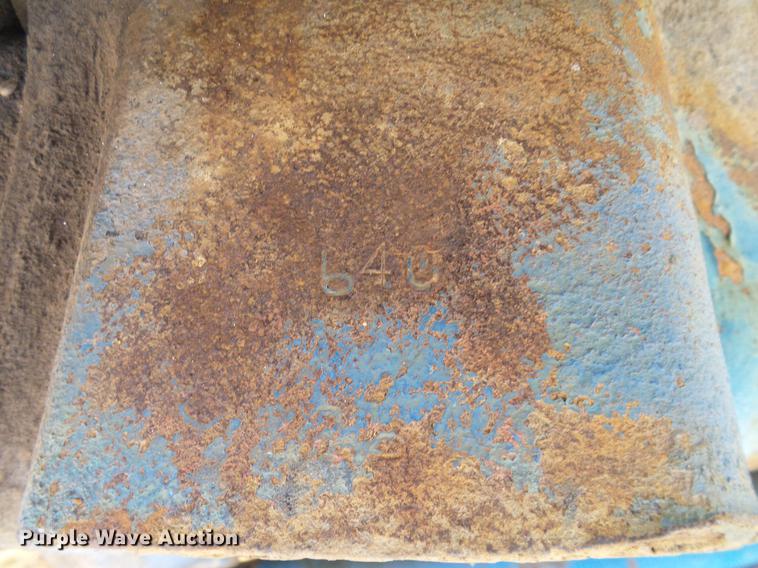 image for item AZ9374 1962 Ford 2000 tractor