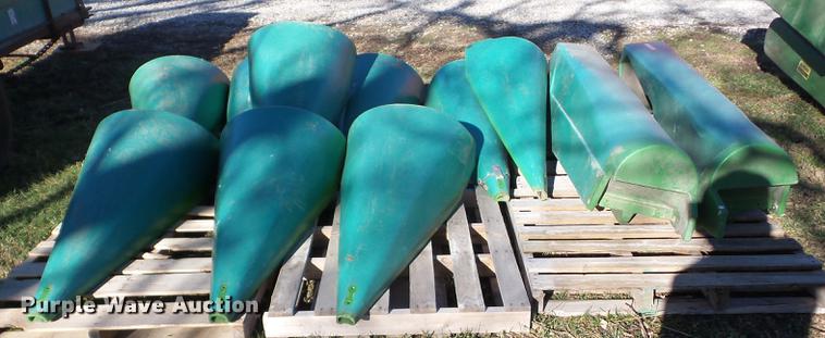 image for item BI9574 John Deere 893 row dividers