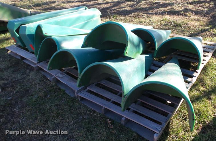 image for item BI9574 John Deere 893 row dividers