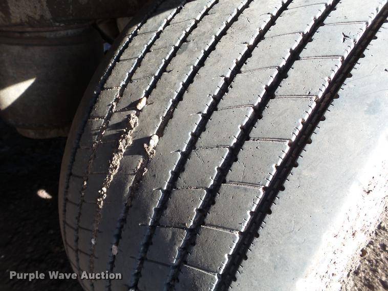 image for item BJ9925 2008 Wilson DWG-550WB live bottom trailer