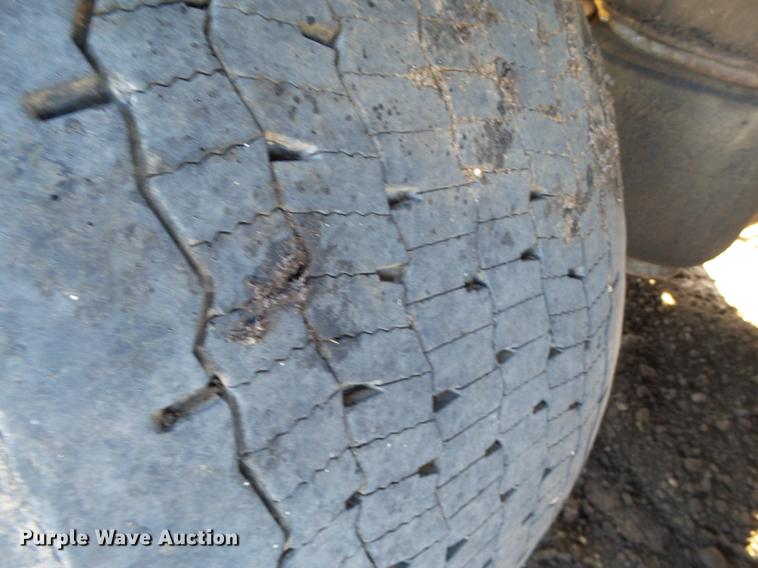 image for item BJ9925 2008 Wilson DWG-550WB live bottom trailer