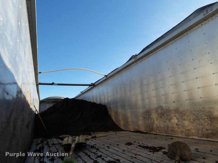 image for item BJ9925 2008 Wilson DWG-550WB live bottom trailer