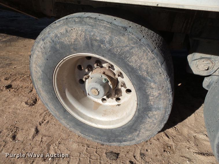 image for item BJ9927 2008 Wilson DWG-550WB live bottom trailer