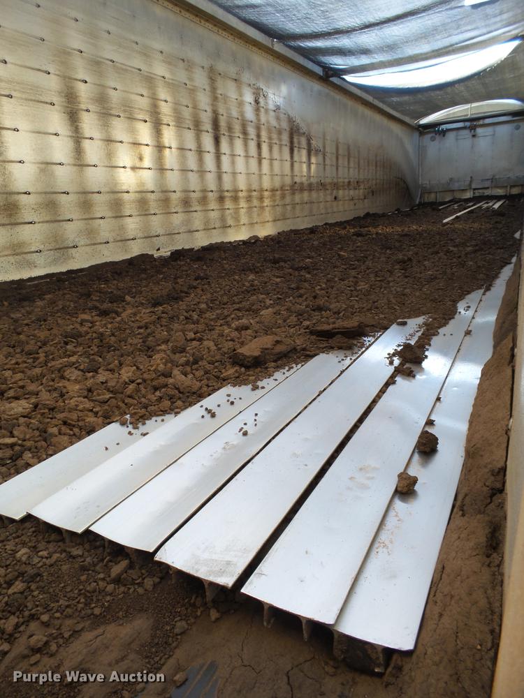 image for item BJ9927 2008 Wilson DWG-550WB live bottom trailer