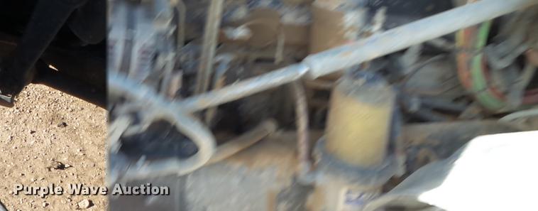 image for item BJ9928 2007 Freightliner Columbia semi truck