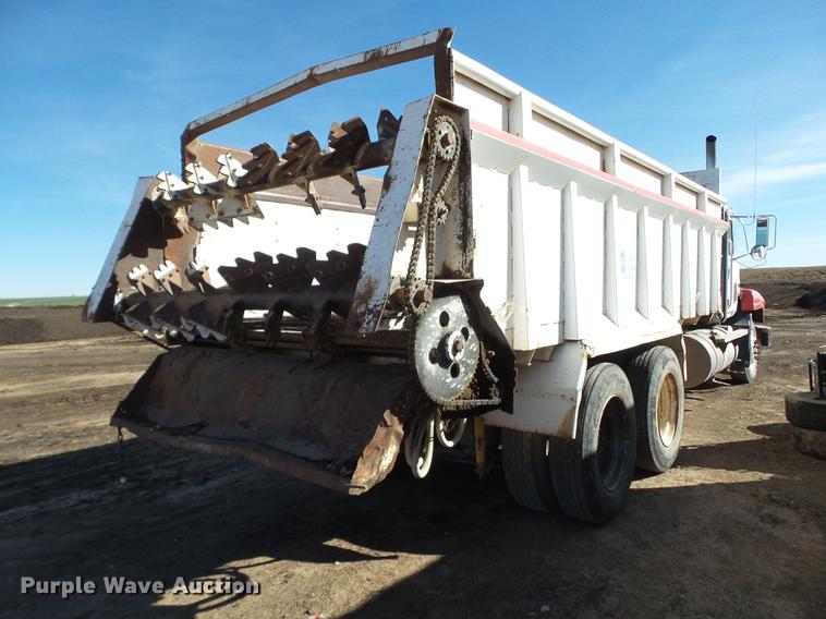 image for item BJ9930 1998 Mack CH613 manure spreader truck