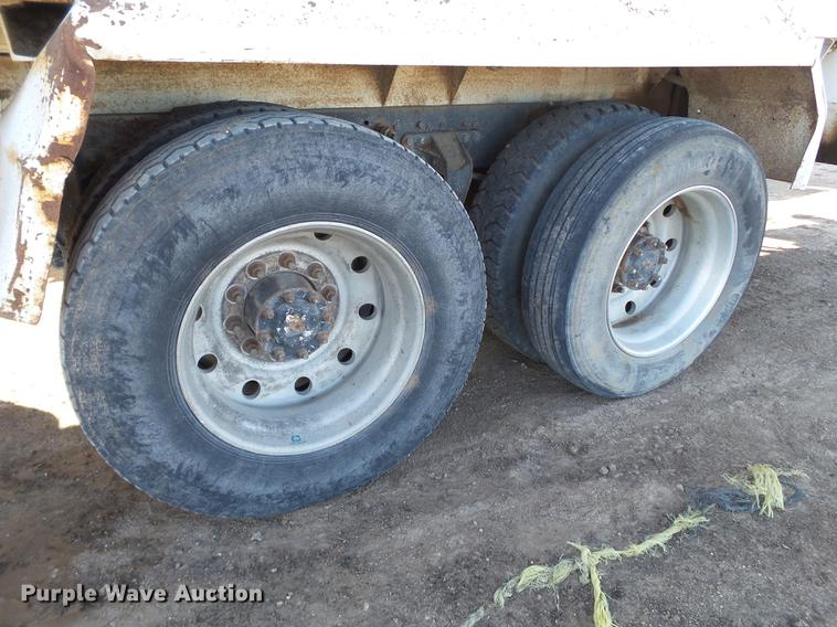 image for item BJ9930 1998 Mack CH613 manure spreader truck