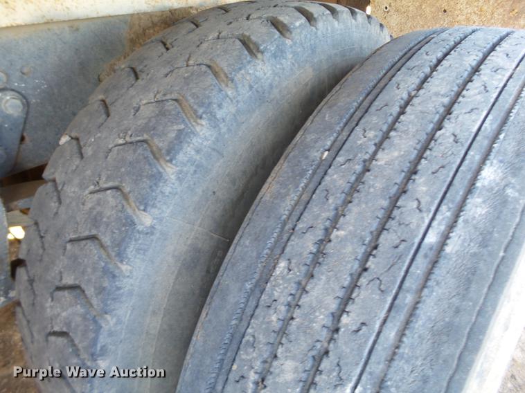 image for item BJ9930 1998 Mack CH613 manure spreader truck