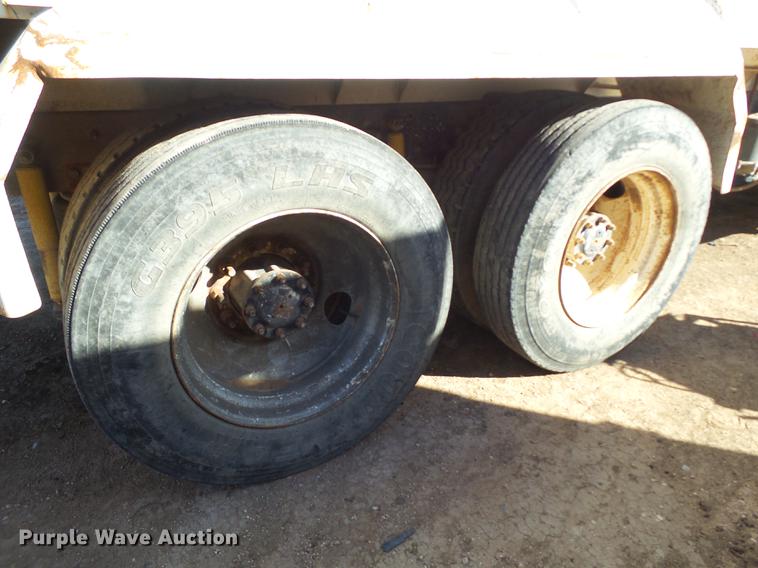 image for item BJ9930 1998 Mack CH613 manure spreader truck