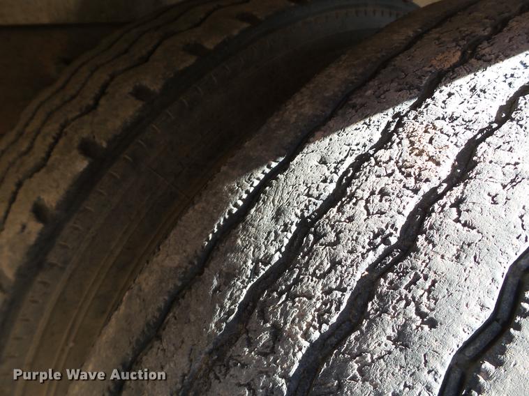 image for item BJ9930 1998 Mack CH613 manure spreader truck