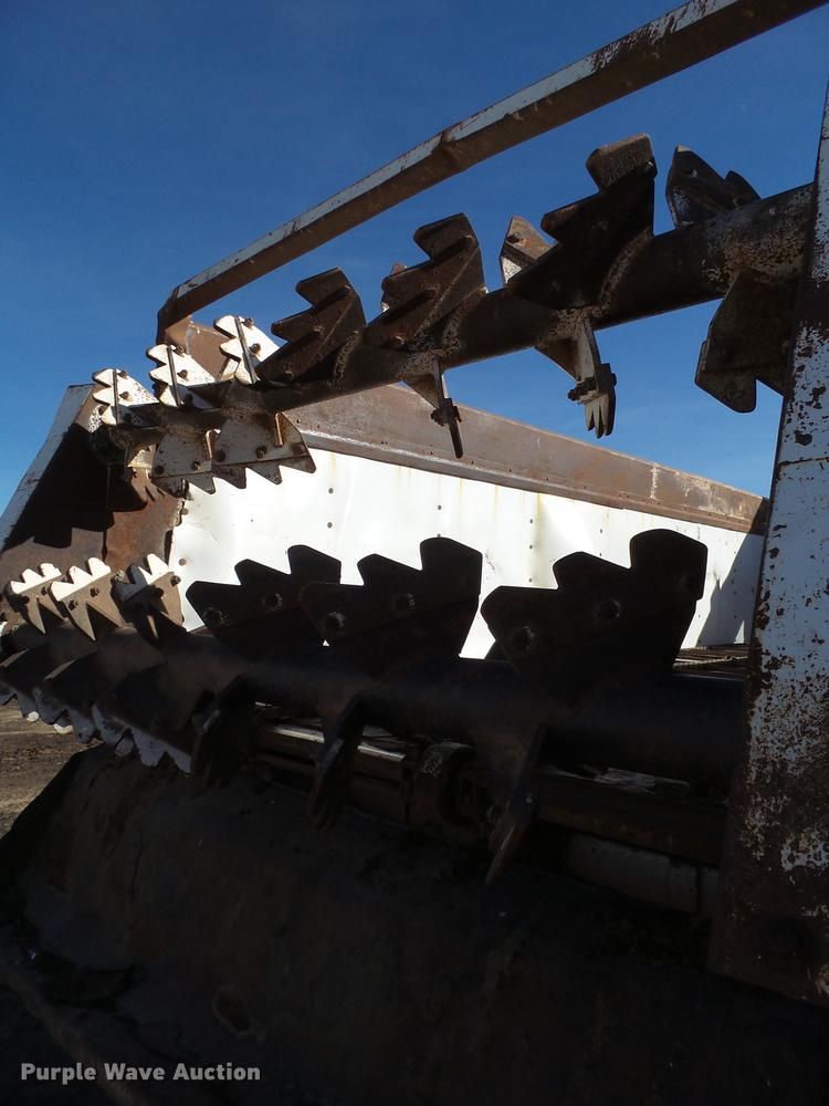 image for item BJ9930 1998 Mack CH613 manure spreader truck