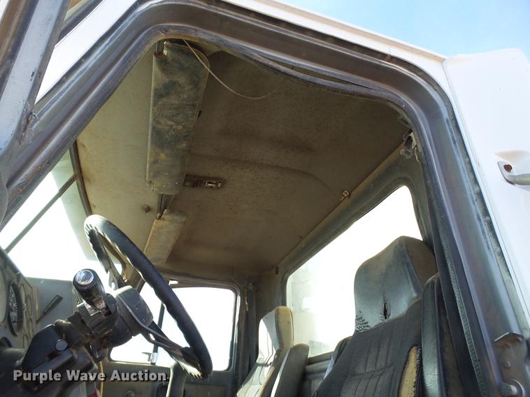 image for item BJ9930 1998 Mack CH613 manure spreader truck