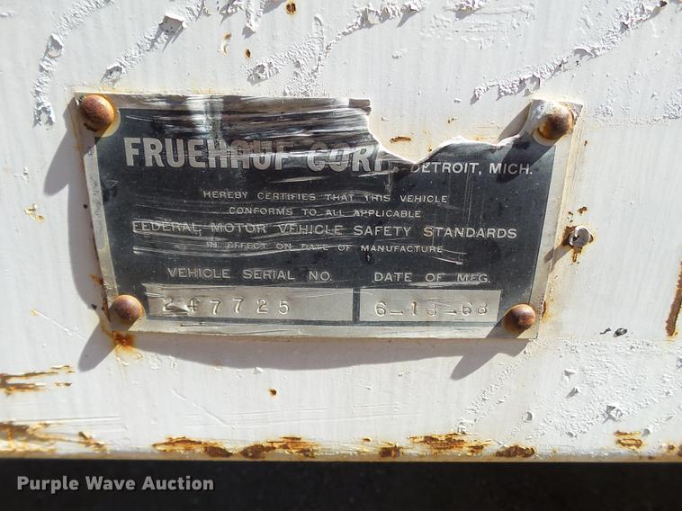 image for item BJ9954 1968 Ford 600 grain truck