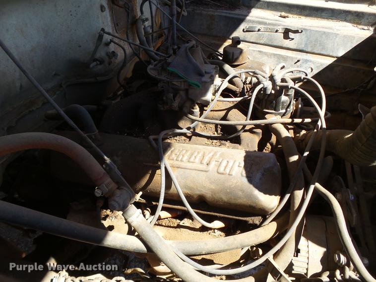 image for item BJ9954 1968 Ford 600 grain truck