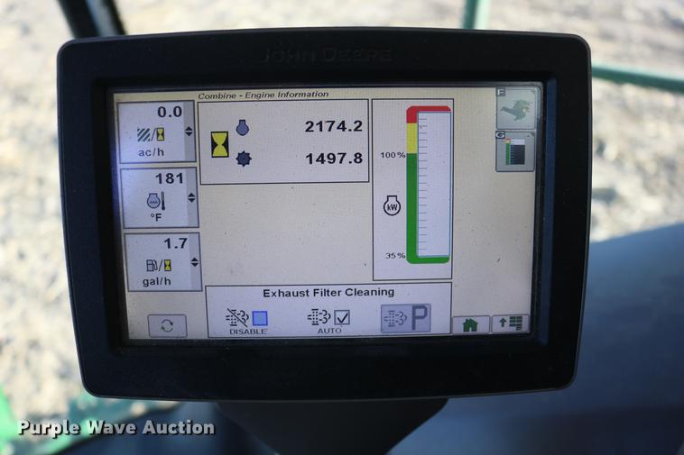 image for item BK9258 2013 John Deere S670 STS combine
