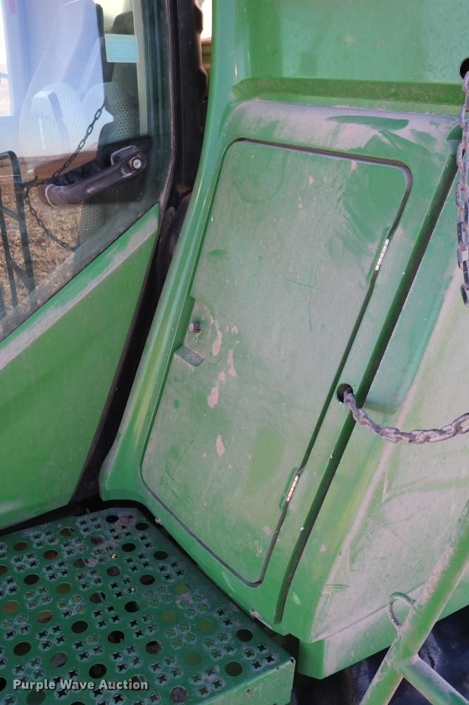 image for item BK9258 2013 John Deere S670 STS combine