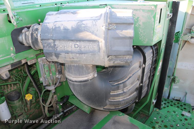 image for item BK9258 2013 John Deere S670 STS combine