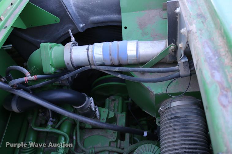 image for item BK9258 2013 John Deere S670 STS combine