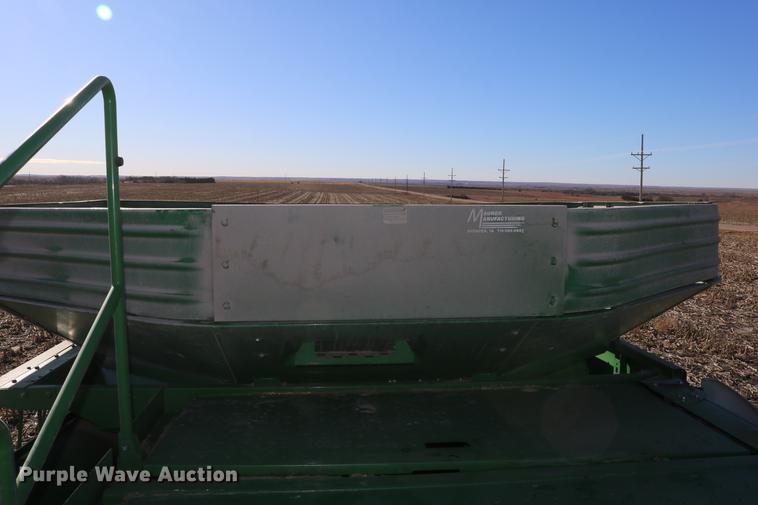 image for item BK9258 2013 John Deere S670 STS combine
