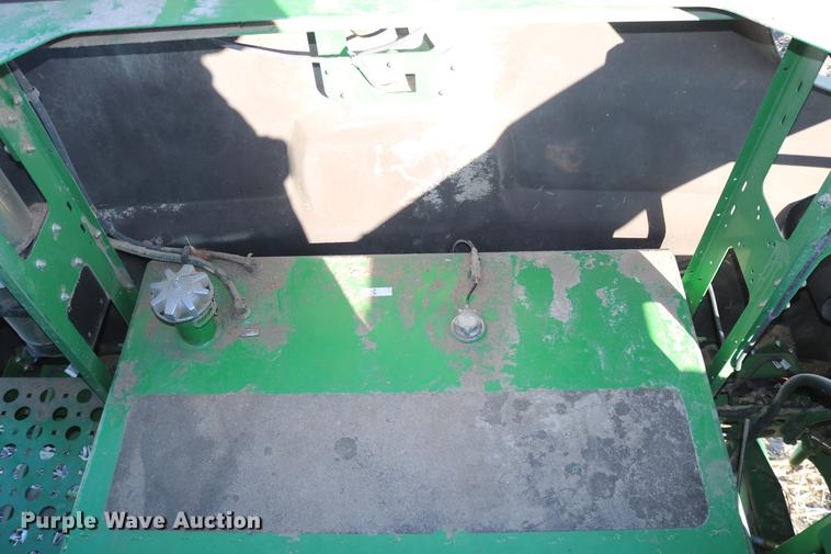 image for item BK9258 2013 John Deere S670 STS combine