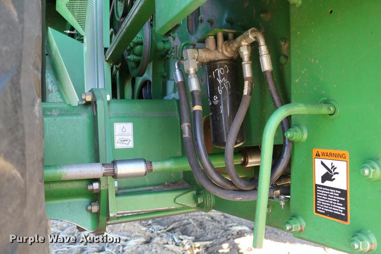 image for item BK9258 2013 John Deere S670 STS combine