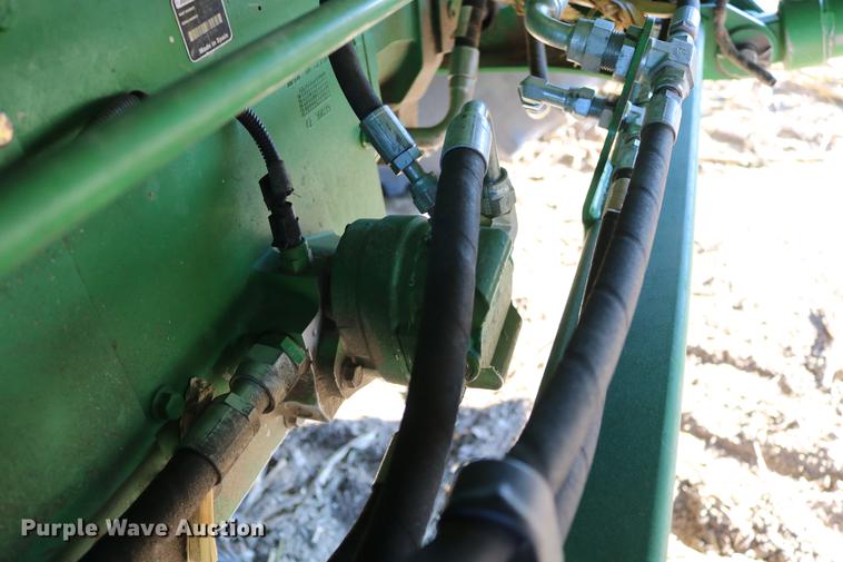 image for item BK9258 2013 John Deere S670 STS combine