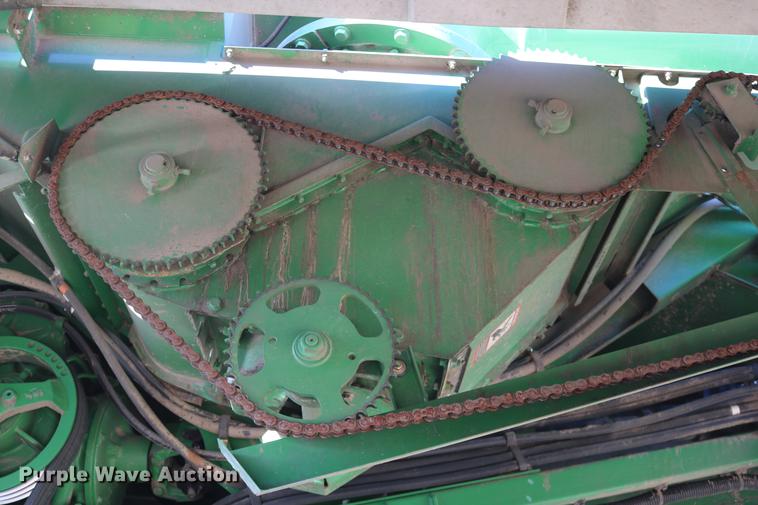 image for item BK9258 2013 John Deere S670 STS combine