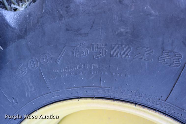 image for item BK9258 2013 John Deere S670 STS combine