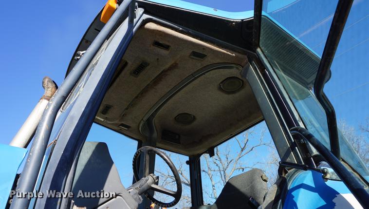 image for item DA1467 1995 Ford 8770 MFWD tractor