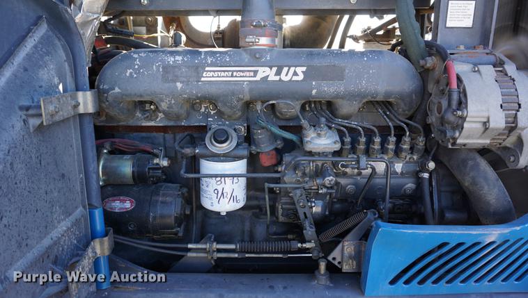 image for item DA1467 1995 Ford 8770 MFWD tractor