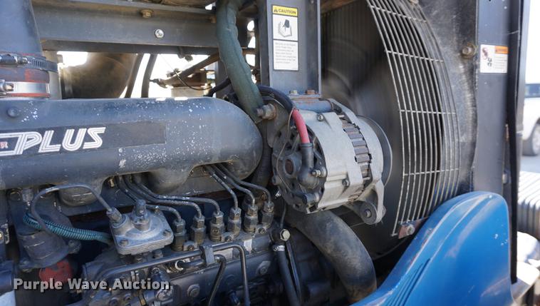 image for item DA1467 1995 Ford 8770 MFWD tractor