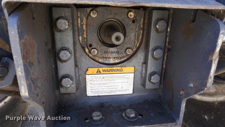 image for item DA1467 1995 Ford 8770 MFWD tractor