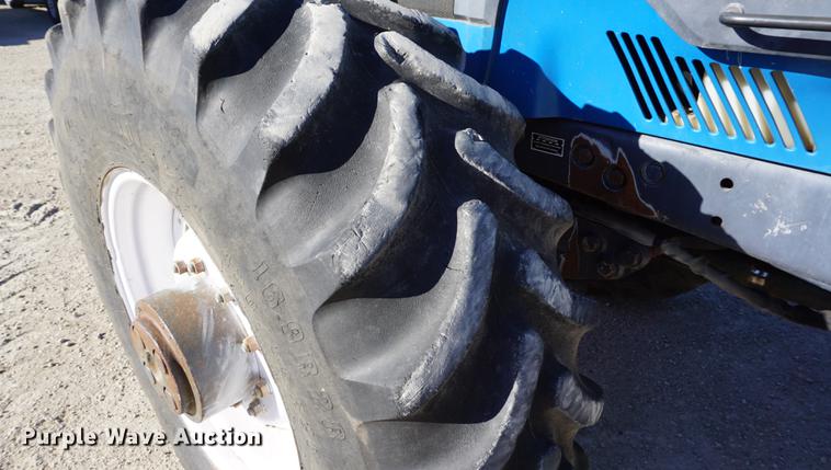 image for item DA1467 1995 Ford 8770 MFWD tractor