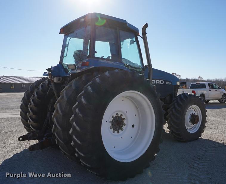 image for item DA1468 1995 Ford 8970 MFWD tractor