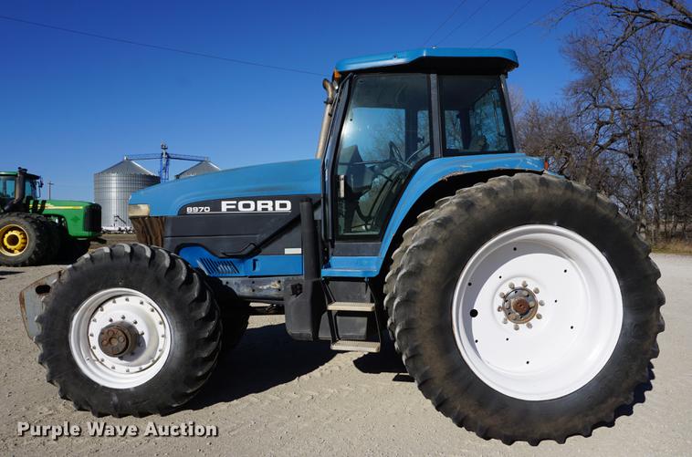 image for item DA1468 1995 Ford 8970 MFWD tractor