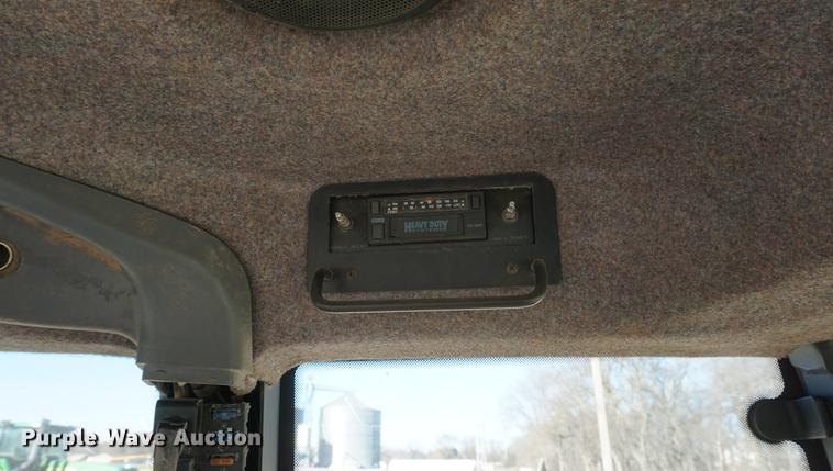 image for item DA1468 1995 Ford 8970 MFWD tractor