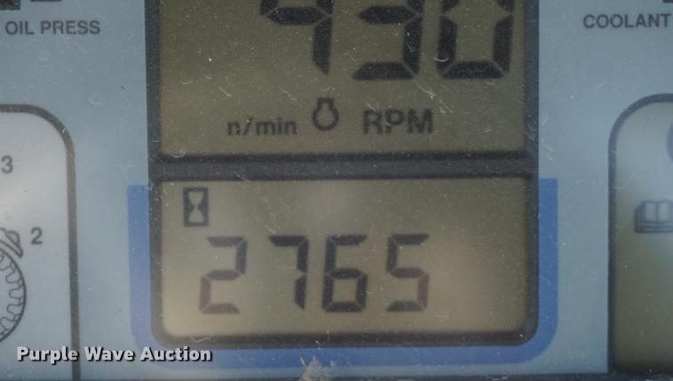 image for item DA1468 1995 Ford 8970 MFWD tractor