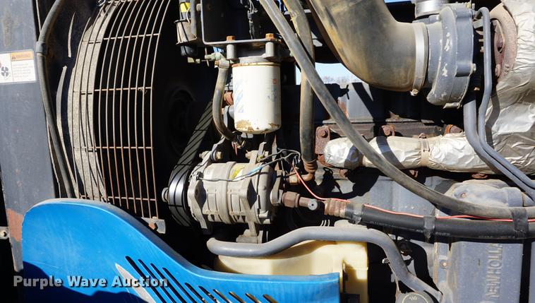 image for item DA1468 1995 Ford 8970 MFWD tractor