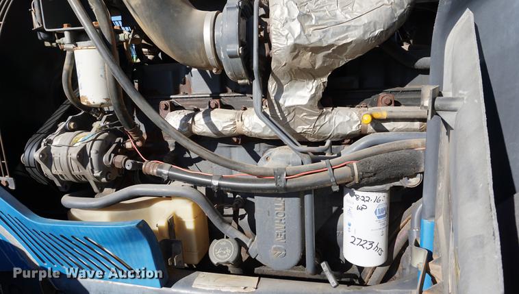 image for item DA1468 1995 Ford 8970 MFWD tractor