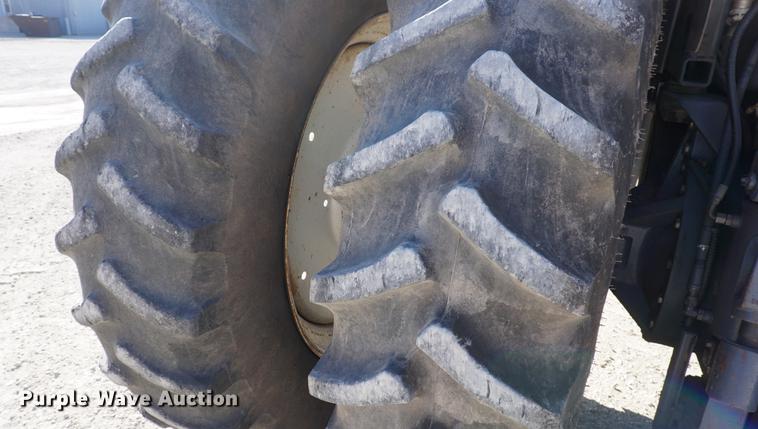 image for item DA1468 1995 Ford 8970 MFWD tractor